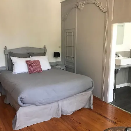 Entire House - Historic Center